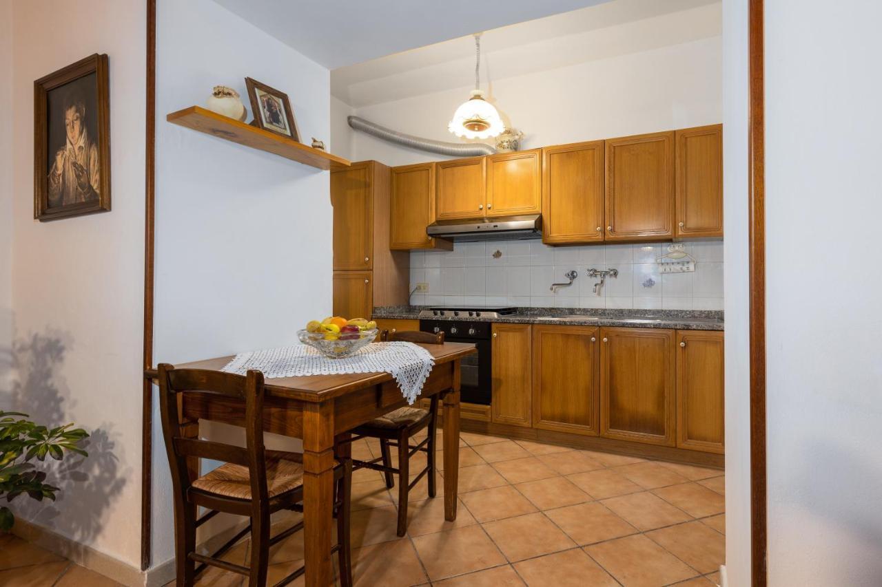 Enchanting Flat With Patio In Abbadia A Isola Monteriggioni Exterior foto
