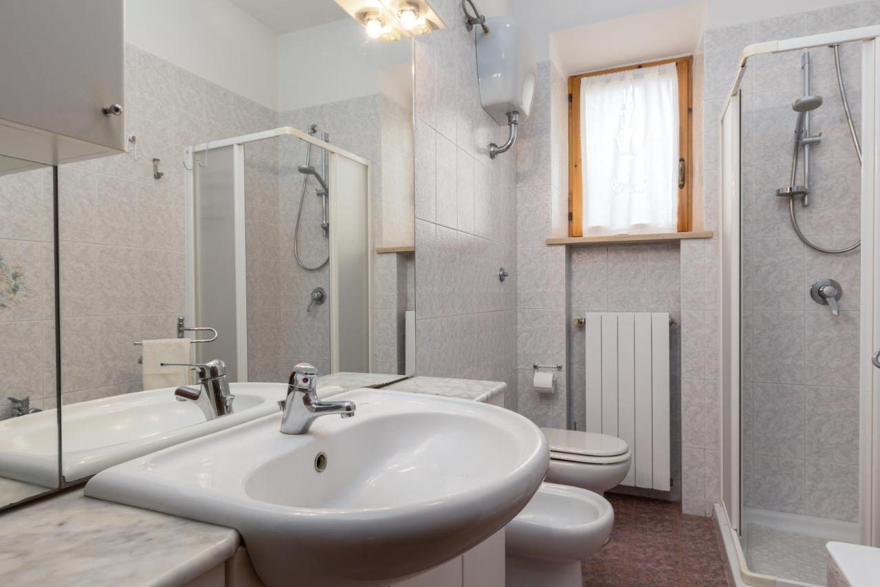 Enchanting Flat With Patio In Abbadia A Isola Monteriggioni Exterior foto